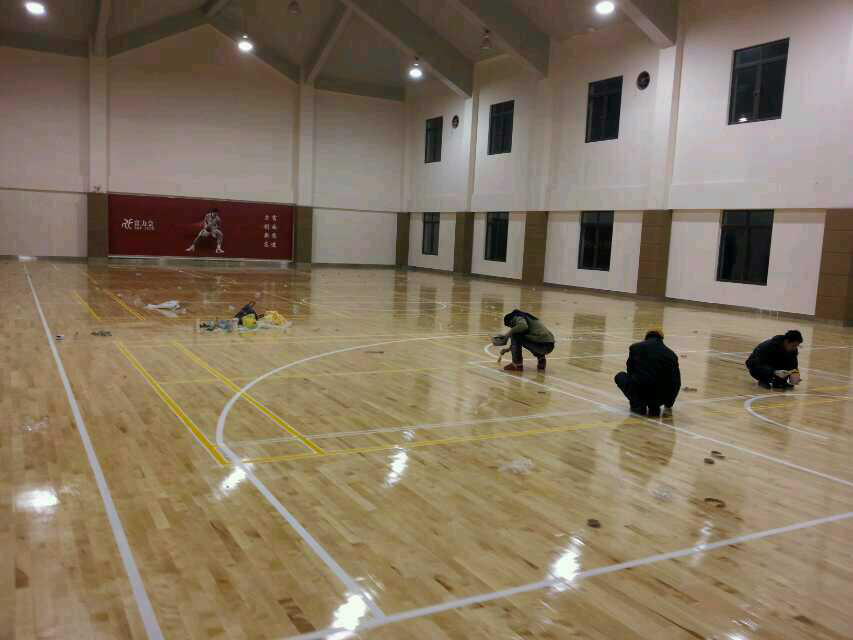 挑選懸浮式拼裝地板有哪些技巧？