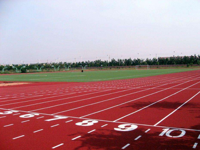 國標(biāo)塑膠跑道驗(yàn)收標(biāo)準(zhǔn)怎么樣？