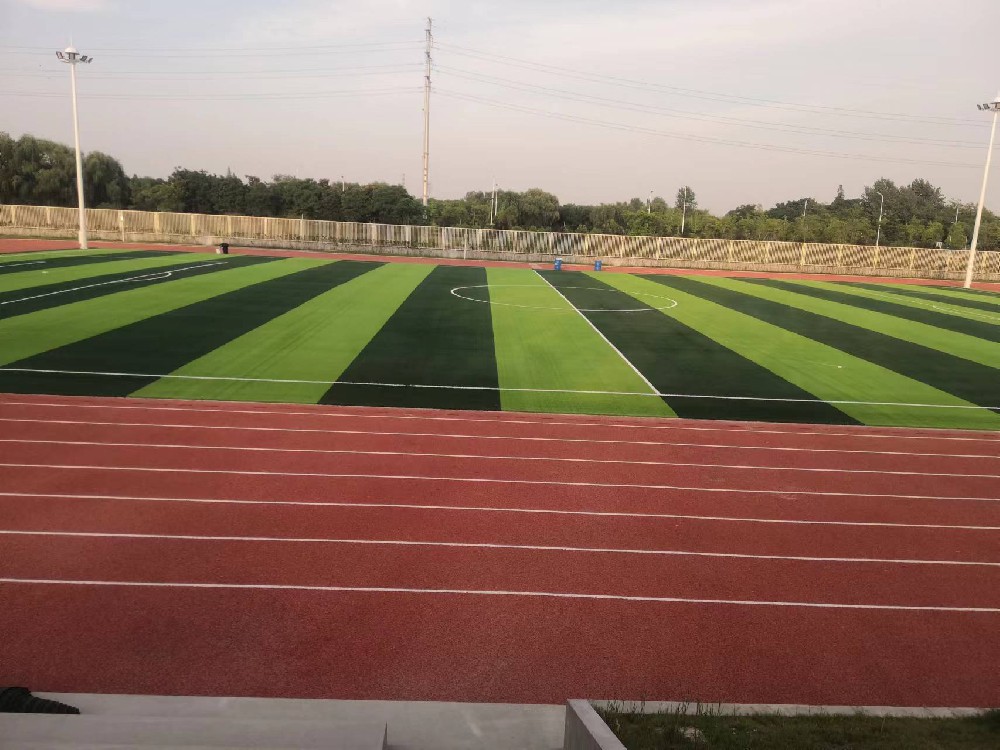 體育場塑膠跑道