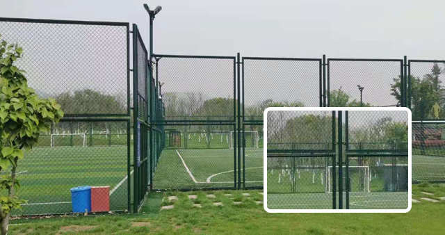 足球場圍網